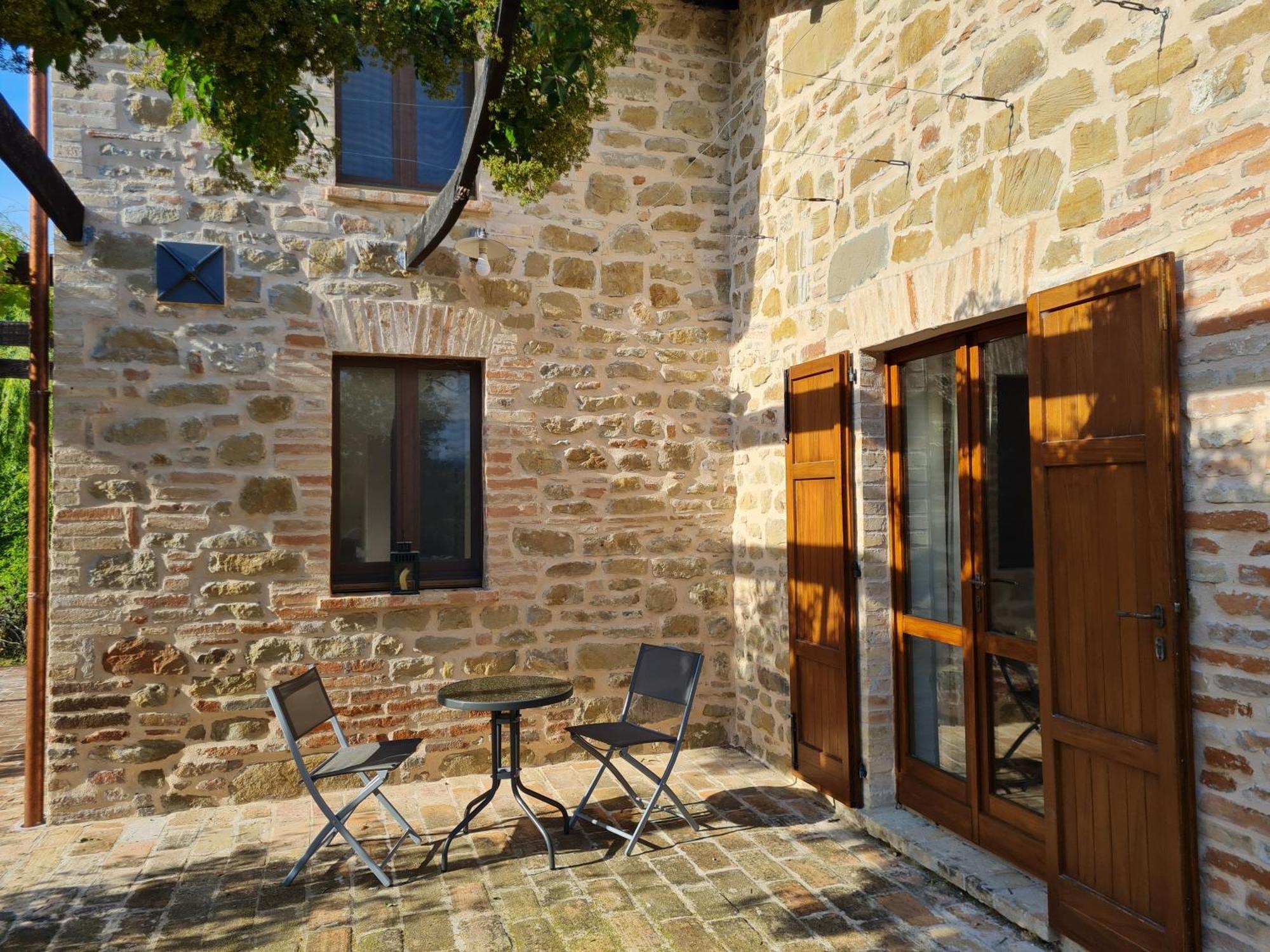La Mela Rosa Bed & Breakfast Amandola Exterior foto